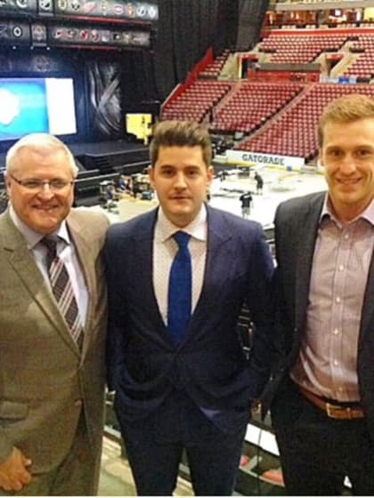 能够发现两 能够发现两